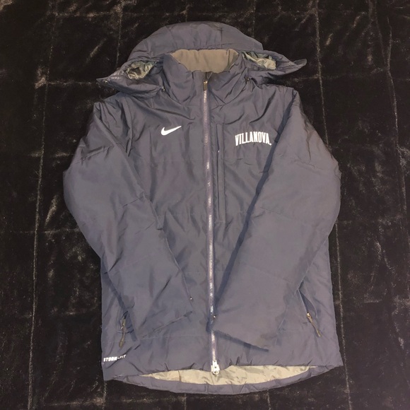 nike storm fit winter jacket